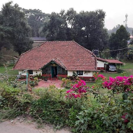A Quaint Cottage With Rajah'S Seat View. Madikeri Kültér fotó