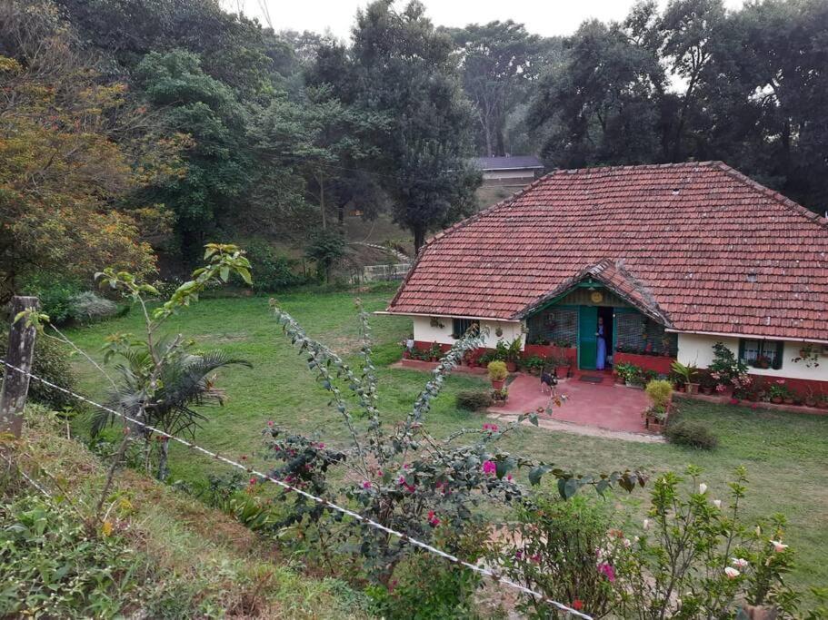A Quaint Cottage With Rajah'S Seat View. Madikeri Kültér fotó